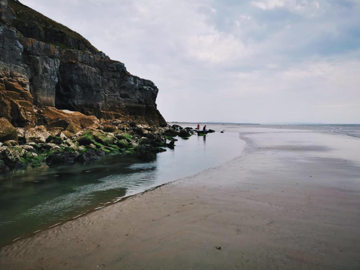 לינה וארוחת בוקר לאורן Dylan Thomas Sea View מראה חיצוני תמונה